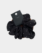Hitam