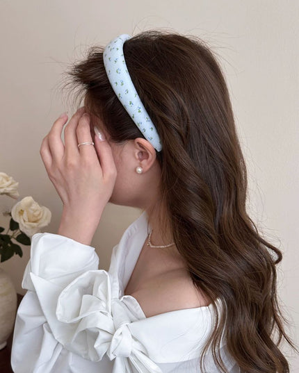 White Floral Headband – Inspired by Zhang Ruonan