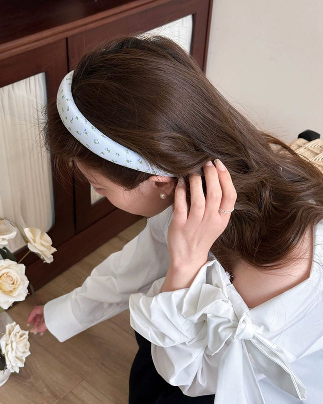 White Floral Headband – Inspired by Zhang Ruonan