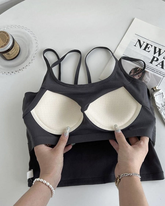 Trendy Singlet Women with Bra Pads
