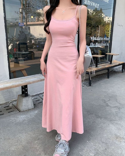 Pakaian Maxi Tali Spaghetti Vacay Vibe Elegan